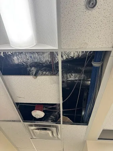 Commercial ceiling grid and ceiling tile repair photo